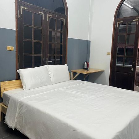 Hanoi Avana Homestay Long Bien Hanói Exterior foto