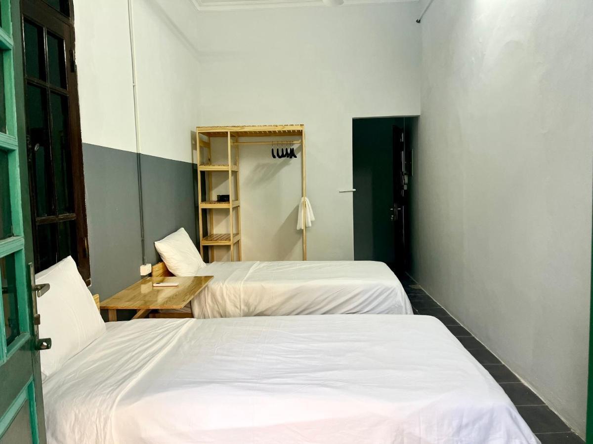 Hanoi Avana Homestay Long Bien Hanói Exterior foto