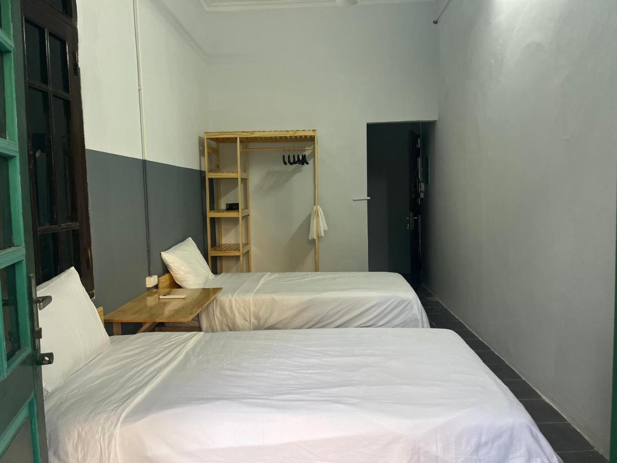 Hanoi Avana Homestay Long Bien Hanói Exterior foto