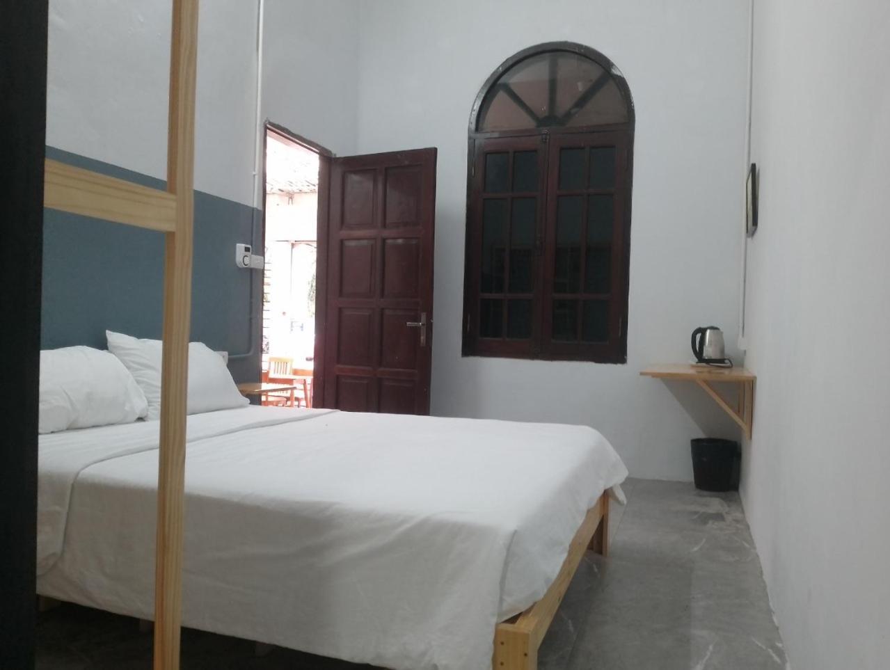 Hanoi Avana Homestay Long Bien Hanói Exterior foto