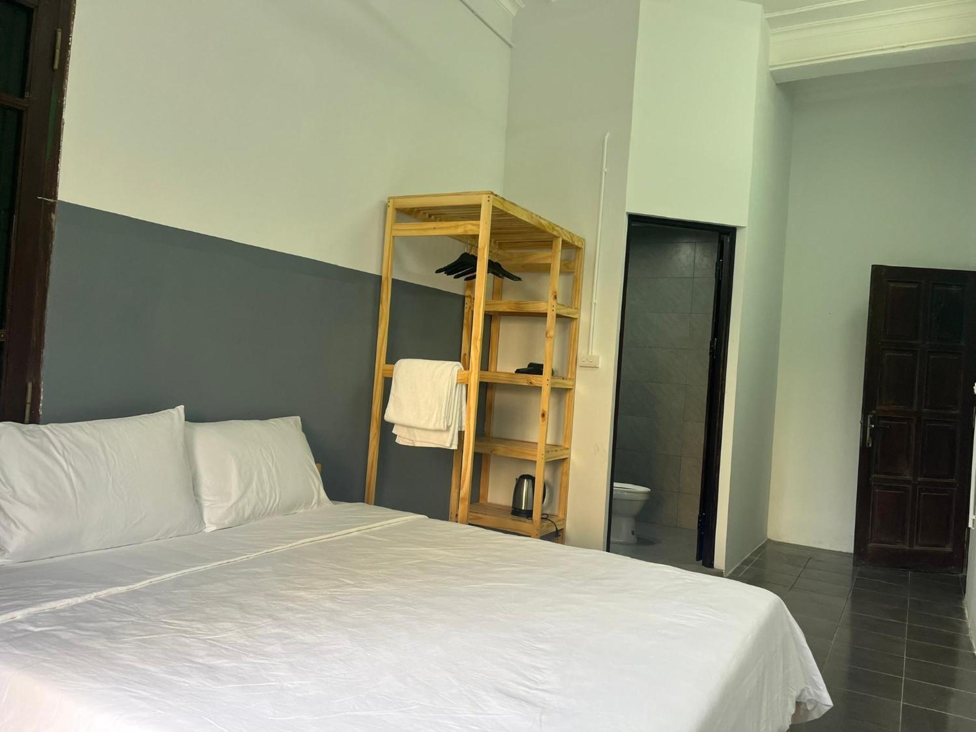 Hanoi Avana Homestay Long Bien Hanói Exterior foto