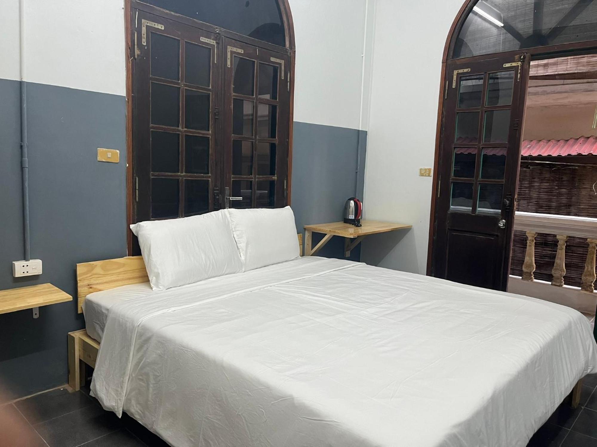 Hanoi Avana Homestay Long Bien Hanói Exterior foto