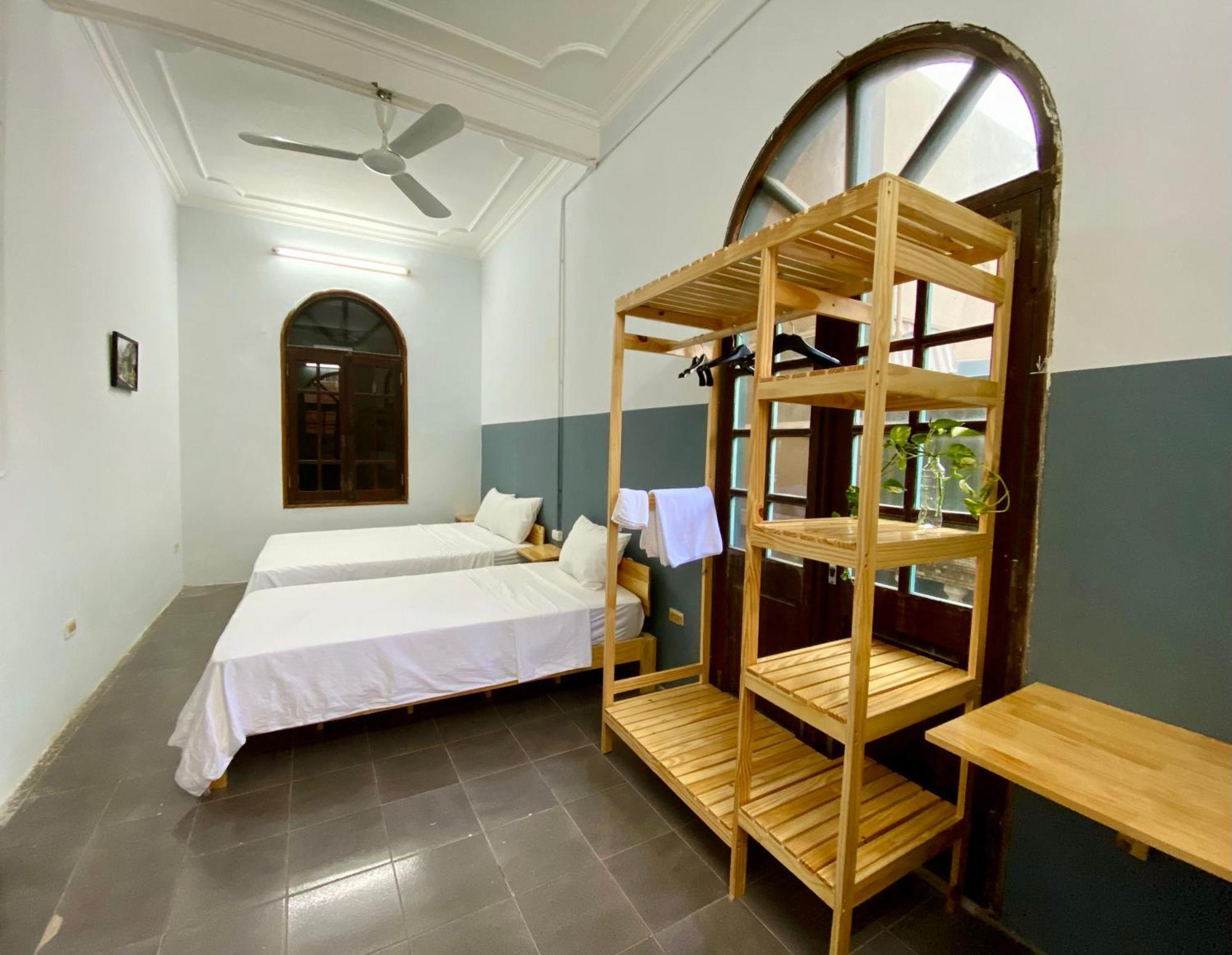 Hanoi Avana Homestay Long Bien Hanói Exterior foto